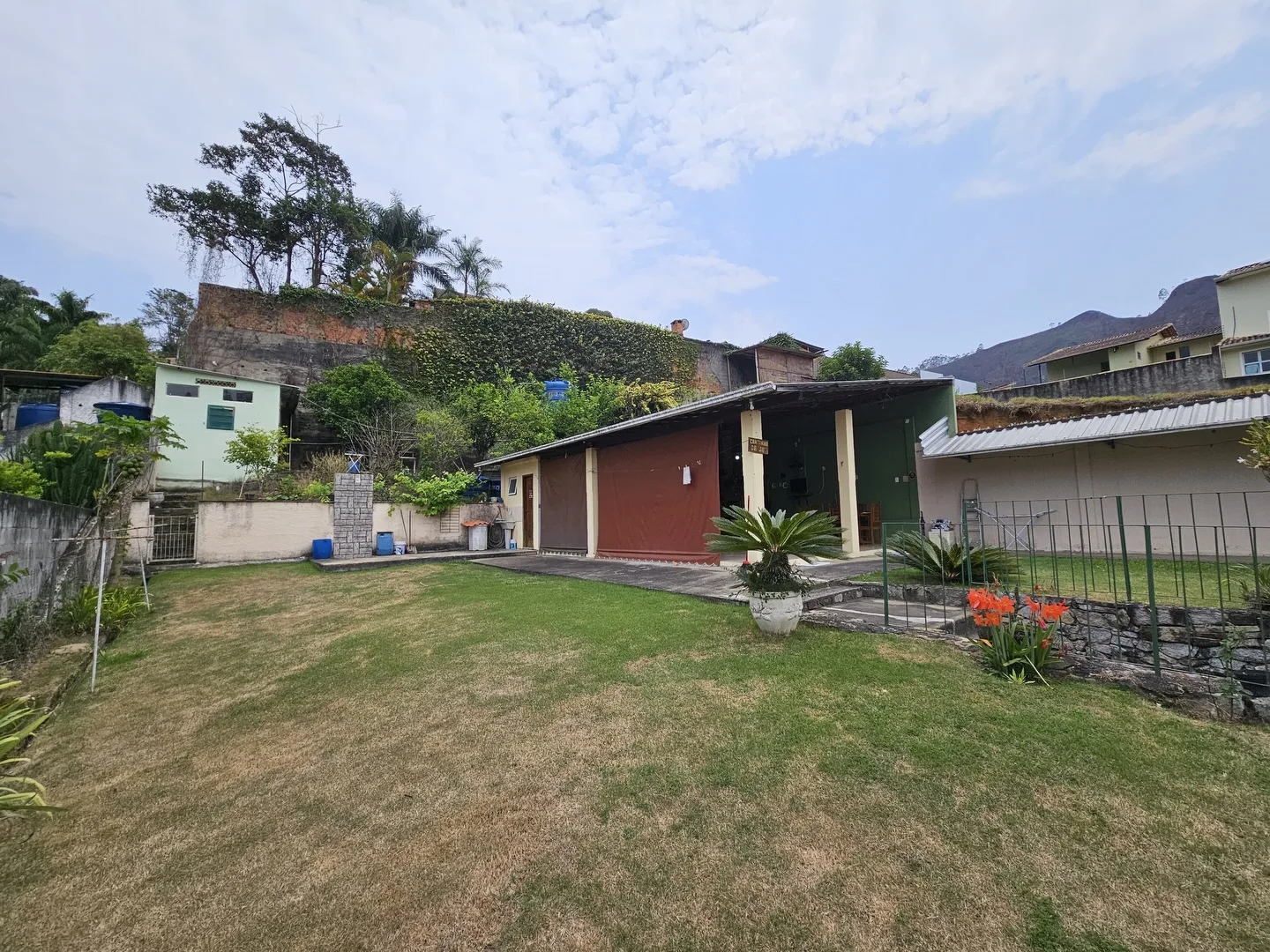 Casa Ampla Vale dos Pinheiros